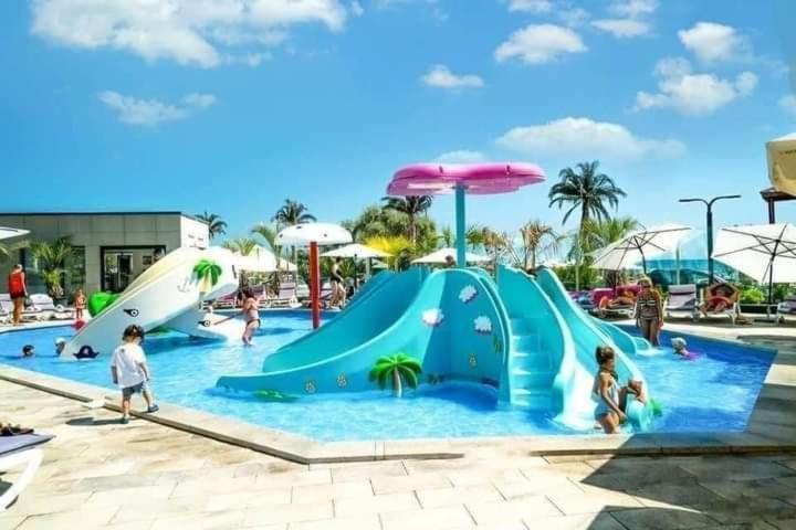 Alezzi Resort Luxury Apartament Prima Linie La Mare Năvodari Buitenkant foto